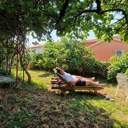 Apartment With Parking Space - 25485